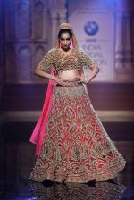 Sonam Kapoor walks for abu jani sandeep khosla show in delhi on 7th Aug 2015